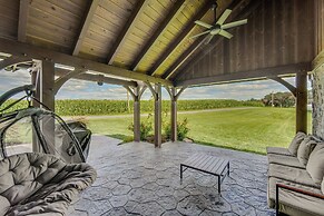 Patio & Yard: Newly Built Retreat in Ronks!