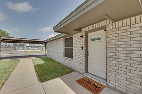 Welcoming Edinburg Apartment - Pet Friendly!