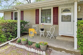 Retro Green Bay Home: Steps to Lambeau Field!