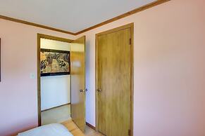 Retro Green Bay Home: Steps to Lambeau Field!