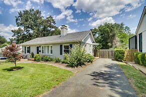 Charming Retreat in Charlottesville w/ Deck!