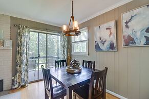 Cozy Charlottesville Getaway in Bailey's Retreat