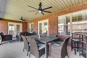 Pensacola Home w/ Private Lanai, 9 Mi to Downtown!