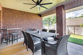 Pensacola Home w/ Private Lanai, 9 Mi to Downtown!
