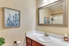 Pensacola Home w/ Private Lanai, 9 Mi to Downtown!