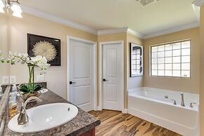 Pensacola Home w/ Private Lanai, 9 Mi to Downtown!