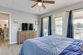 Fire Pit & Dock: Lake of the Ozarks Retreat!