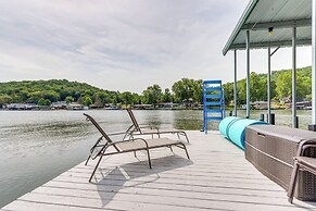 Fire Pit & Dock: Lake of the Ozarks Retreat!
