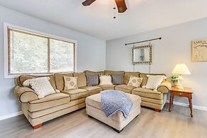 Fire Pit & Dock: Lake of the Ozarks Retreat!