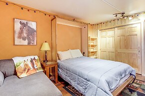 Montana Vacation Rental: 32 Mi to Yellowstone!