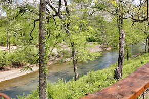 Spacious Riverfront Cabin Near Local Attractions!