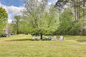 Spacious Riverfront Cabin Near Local Attractions!