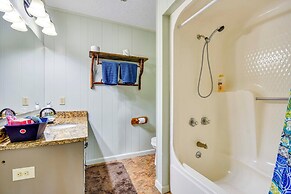 Spacious Alexander City Retreat w/ Private Dock!
