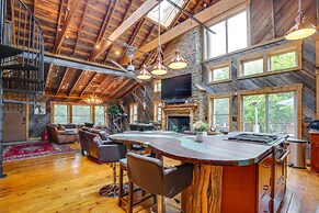 Serene Pacific Getaway: Deck, Grill & Fire Pit!