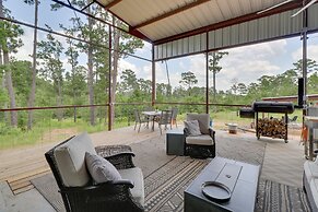 Pet-friendly Bastrop Container Home Near Hiking!