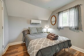Family-friendly Leland Home w/ Patio & Grill