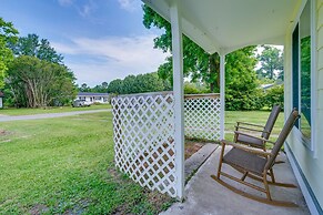 Family-friendly Leland Home w/ Patio & Grill
