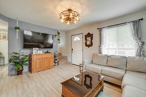 Family-friendly Leland Home w/ Patio & Grill