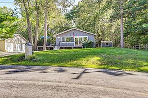 Au Gres Vacation Rental Cabin < 1 Mi to Lake Huron