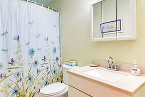 Au Gres Vacation Rental Cabin < 1 Mi to Lake Huron