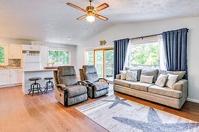 Au Gres Vacation Rental Cabin < 1 Mi to Lake Huron