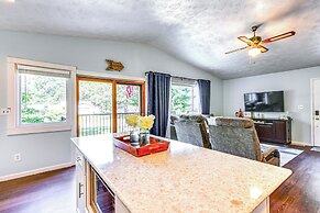 Au Gres Vacation Rental Cabin < 1 Mi to Lake Huron