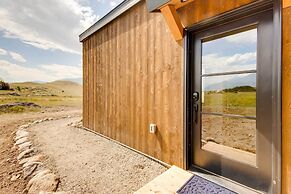 Yellowstone Prairie Retreat: 360 Mountain Views!