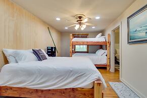 Henderson Vacation Rental < 1 Mi to Norfork Lake!