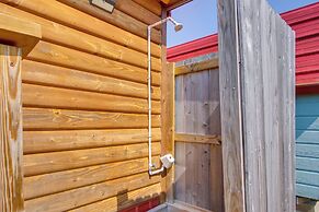 Cozy Lake Sardis Cabin w/ Stunning View!