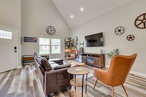 Counce Vacation Rental w/ Private Deck: Near Golf!