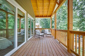 Counce Vacation Rental w/ Private Deck: Near Golf!