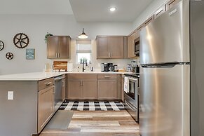 Counce Vacation Rental w/ Private Deck: Near Golf!