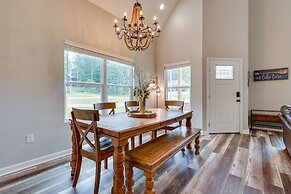 Counce Vacation Rental w/ Private Deck: Near Golf!