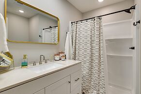 Counce Vacation Rental w/ Private Deck: Near Golf!