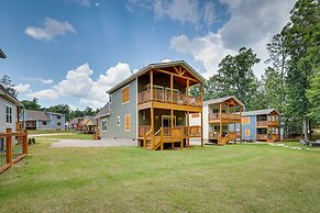 Counce Vacation Rental w/ Private Deck: Near Golf!