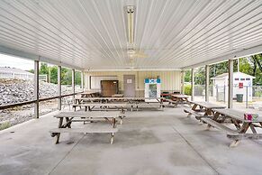 Modern Kentucky Lake Home: Pool & Boat Ramp Access