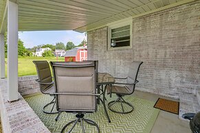 Pet-friendly Berryville Home: Walk to Main Street!