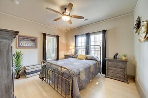 < 1 Mi to Dtwn: Home w/ Deck in Clarkdale!