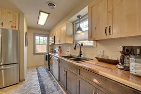 < 1 Mi to Dtwn: Home w/ Deck in Clarkdale!