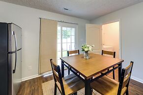 Havelock Home: Private Yard, 2 Mi to Cherry Point!