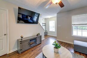 Havelock Home: Private Yard, 2 Mi to Cherry Point!