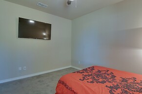 Grand Prairie Gem w/ Yard ~ 5 Mi to At&t Stadium!