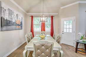Grand Prairie Gem w/ Yard ~ 5 Mi to At&t Stadium!