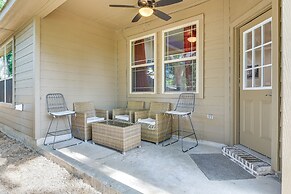 Grand Prairie Gem w/ Yard ~ 5 Mi to At&t Stadium!