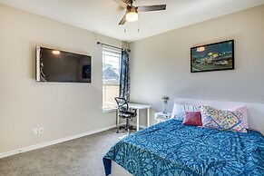 Grand Prairie Gem w/ Yard ~ 5 Mi to At&t Stadium!