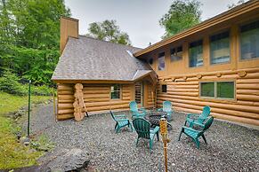 Secluded Greenville Cabin: Walk to Moosehead Lake!