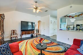 4 Mi to At&t Stadium: Home w/ BBQ in Grand Prairie