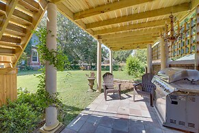 Historic Fort Smith Cottage < 1 Mi to Downtown!