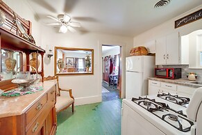 Historic Fort Smith Cottage < 1 Mi to Downtown!