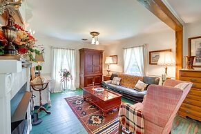 Historic Fort Smith Cottage < 1 Mi to Downtown!